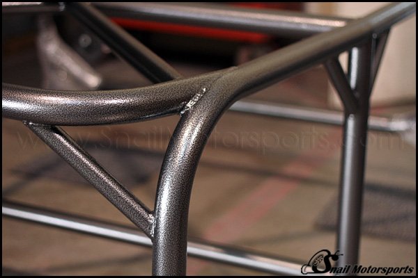 Jeep roll cage in Silver Vein