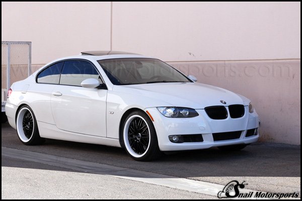 BMW 3 Series coupe with Gloss White lips and Gloss Black faces