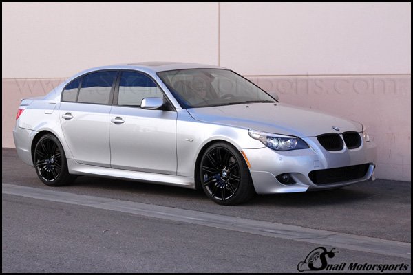 BMW 550i with Gloss Black wheels