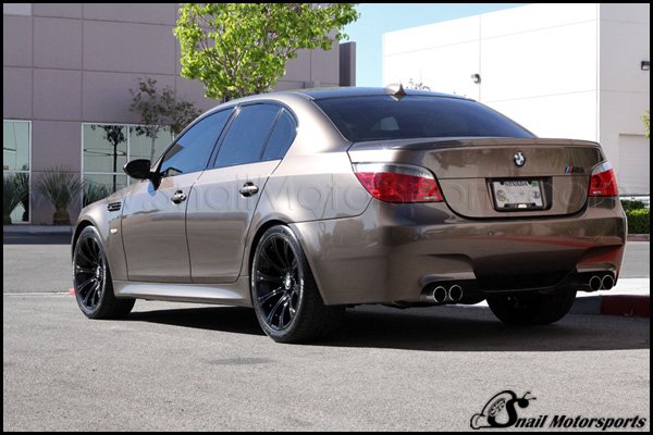 BMW M5 with Gloss Black wheels