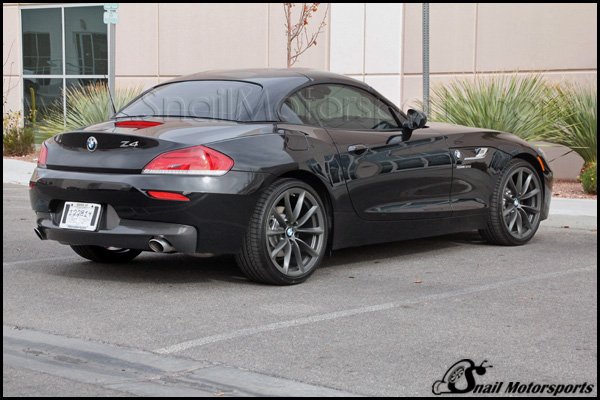 BMW Z4 with Flat Gunmetal wheels