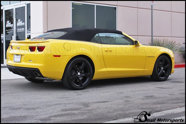 Chevrolet Camaro convertible with Flat Black wheels