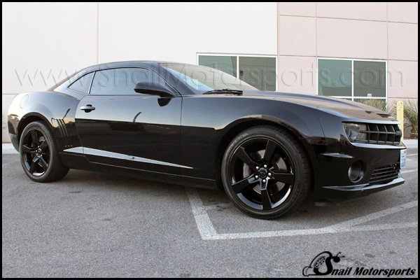 Chevrolet Camaro SS with Gloss Black wheels