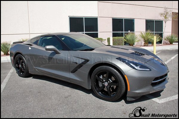 Chevrolet Corvette Stingray with Gloss Black wheels