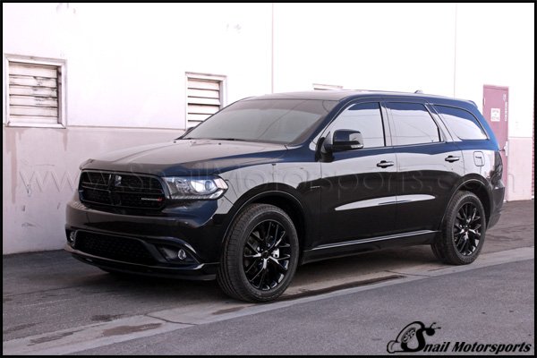 Dodge Durango RT with Gloss Black wheels