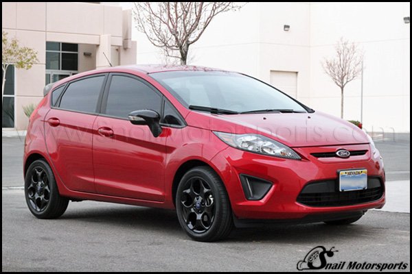 Ford Fiesta with Gloss Black wheels