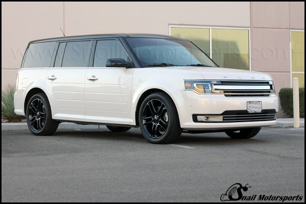Ford Flex with Black Metallic wheels
