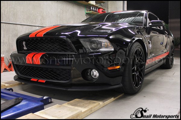 Ford Mustang_GT500 with Gloss Black wheels