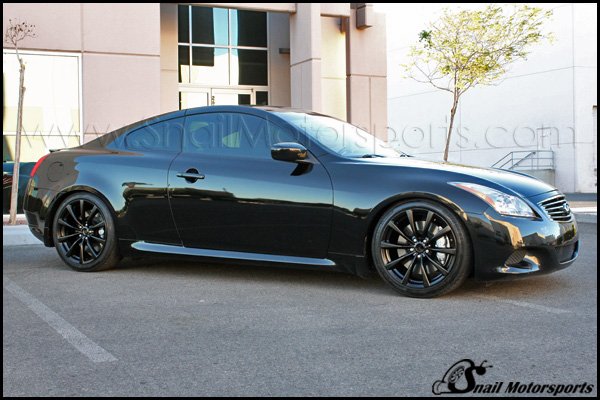 Infiniti G37 on Satin Black wheels