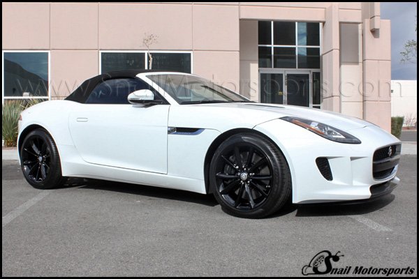 Jaguar F-Type convertible with Gloss Black wheels