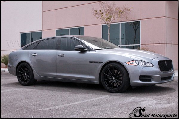 Jaguar XJ with Gloss Black wheels