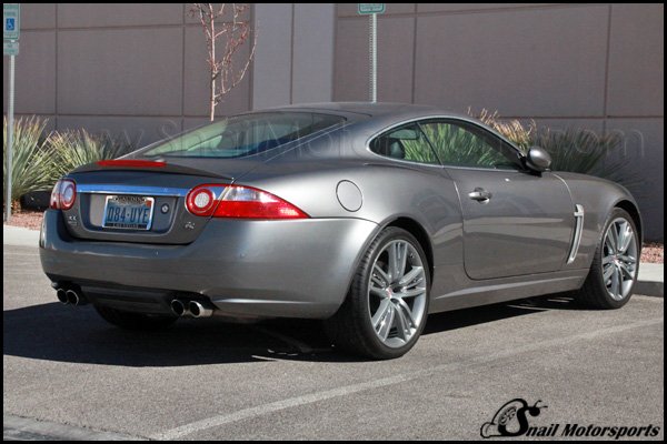 Jaguar XK  with Grey Metallic wheels