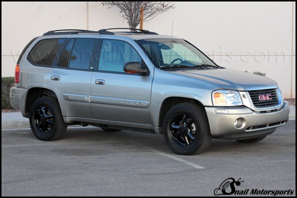 GMC Envoy with Gloss Black wheels