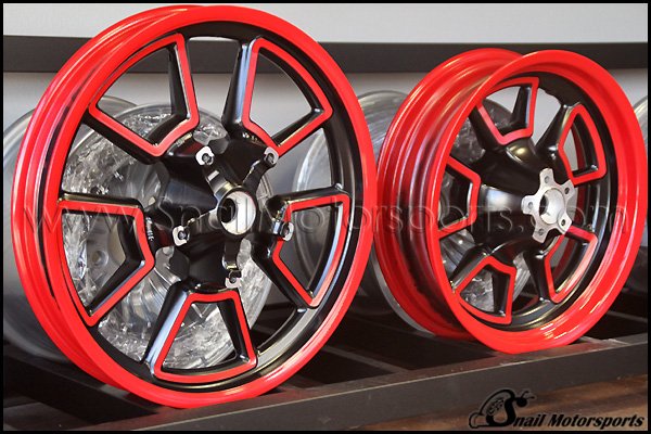 Harley Wheels in Red & Satin Black