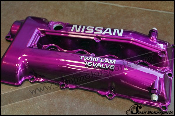 Nissan valve cover in Candy Purple