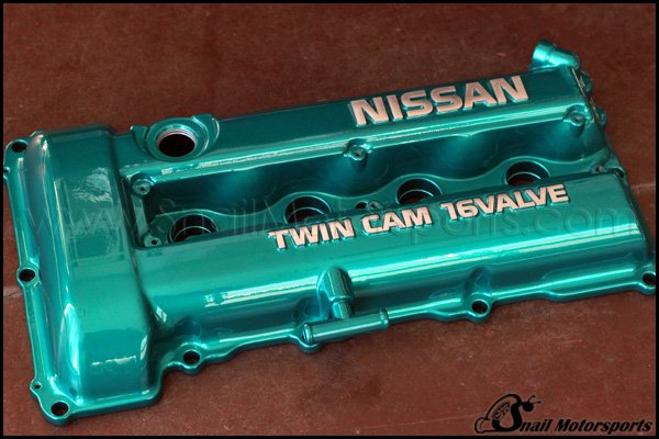 Nissan valve cover in Candy Teal