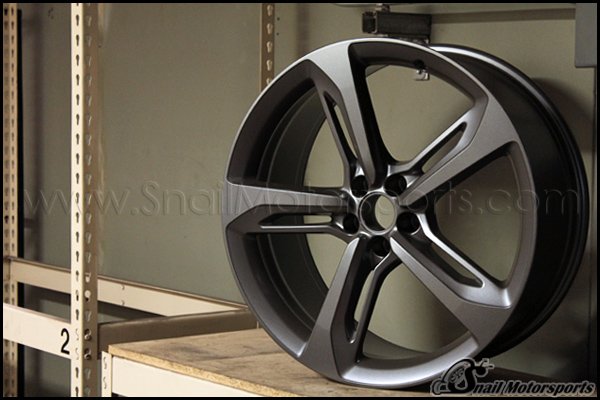 Audi RS7 stock wheel Flat Pewter