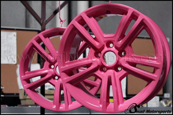 Ford Mustang wheels in RAL Pink
