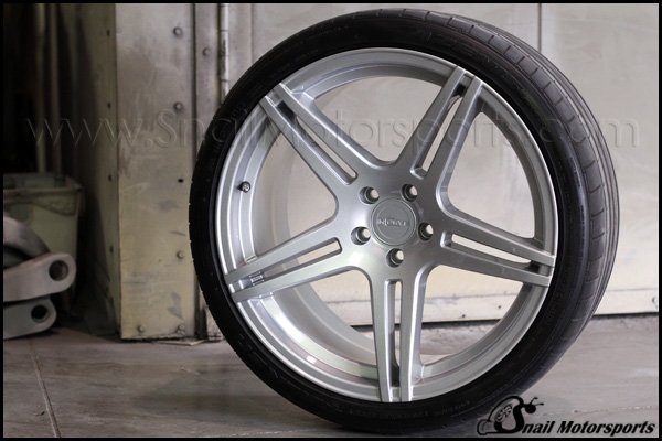 Incurve_ICS5 wheels in Gloss Silver