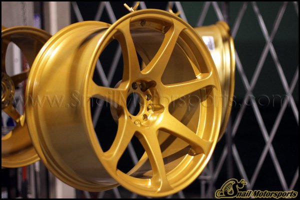 MB Wheels Battles in Deluxe Gold