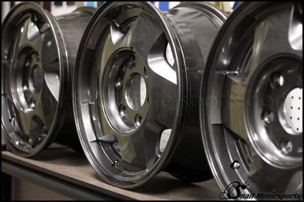 Tahoe factory wheels in Slate Grey