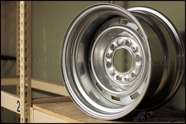 Truck steel wheel in Super Chrome