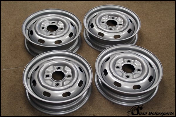 VW Bug steel wheels in Silver Stardust