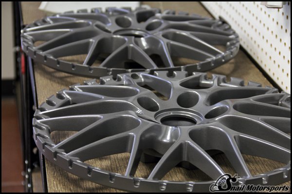 Wheel faces in Burton Silver Satin